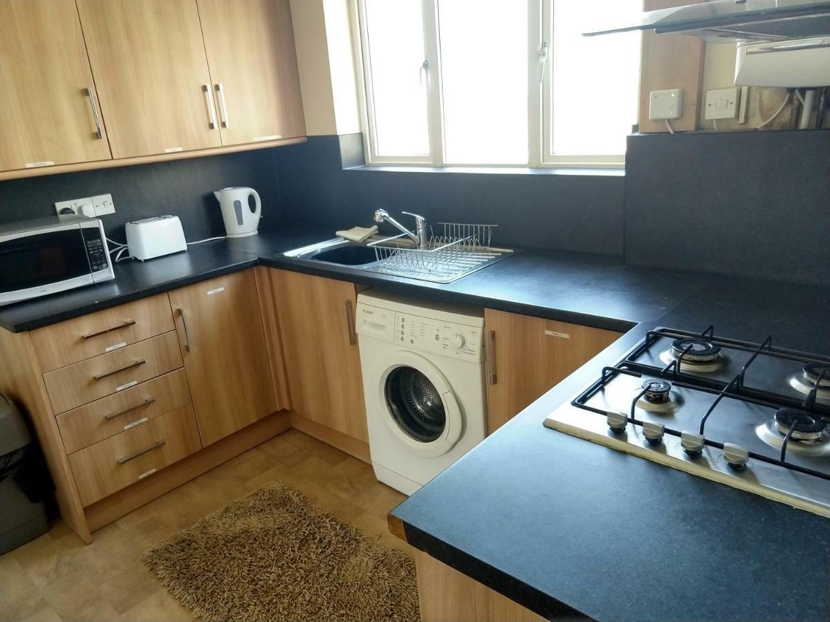 Rowe Gardens - Self Catering - Guesthouse Style - Comfortable Twin Or Double Rooms - Quiet Residential Area Workington Kültér fotó
